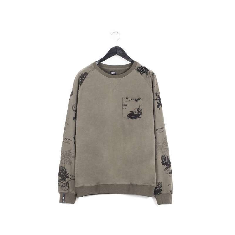 Chest Pocket Raglan Crewneck 172.EM20.70 OLIVE Chest Pocket Raglan Crewneck 172.EM20.70 OLIVE